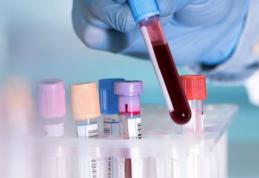 Un test sangvin ar putea detecta cancerul la sân cu cinci ani înainte de apariția simptomelor