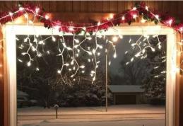 Atenție la instalațiile de Crăciun! Un bărbat a murit intoxicat cu fum după ce a lăsat una aprinsă peste noapte