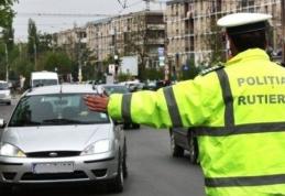 Pericol pe șosele. Botoșănean prins la volan fără permis și băut