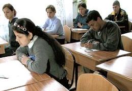 Ministerul Educaţiei vrea săli de CORECȚIE în şcoli