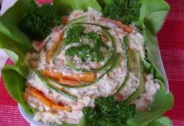 Salată de conopidă cu piept de pui