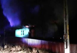 Tragedie la Păltiniș! Un bărbat de 45 de ani a decedat în incendiu care i-a cuprins casa