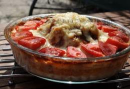 Conopidă în cerc de carne