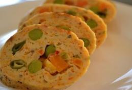 Ruladă din piept de pui cu legume