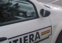 Băut și fără permis, prins la volanul unui autoturism