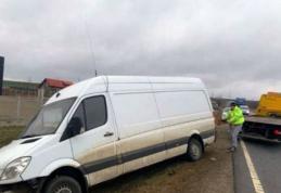 Accident pe drumul Botoșani - Suceava! Două mașini avariate din cauza șoferilor neatenți