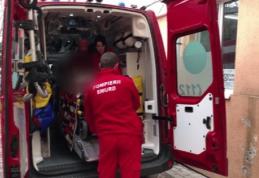 Caz șocant la Botoșani! Femeie atacată cu drujba de soț. Victima, operată de urgență