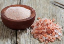 Marea păcăleală numită sarea roz de Himalaya