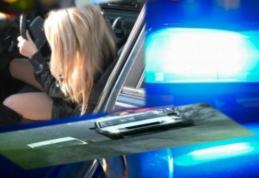 Pericol public! Tânără de 22 de ani, prinsă la volan deși avea permisul suspendat