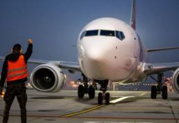 Românii angajați sezonier în Italia vor fi aduși acasă cu curse aeriene speciale. Primul zbor va fi astăzi