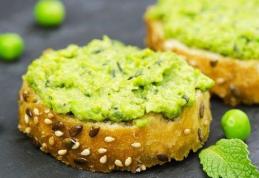 Pate de mazăre și ceapă verde