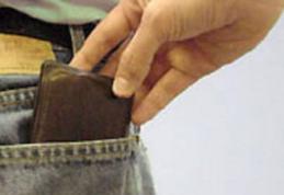 Hoț de buzunare depistat de jandarmii botoșăneni