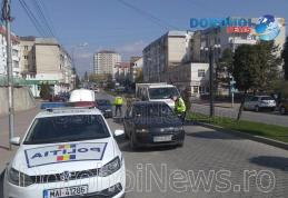 Acțiune de amploare a polițiștilor la Dorohoi. Șoferii și pietonii au fost verificați de autorități - FOTO