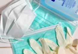 Tunurile financiare ale firmelor de casă ale PNL golesc de bani spitalele care plătesc echipamentele achiziționate de Unifarm și distribuite după culo