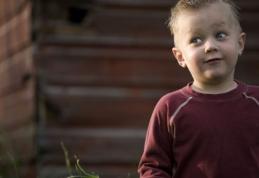 „Pot să scot copiii afară la plimbare, în perioada stării de urgenţă?”. Ce răspund autorităţile