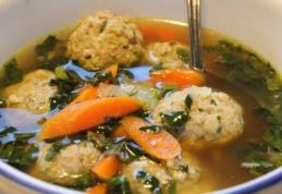 Ciorbă cu perișoare din ciuperci