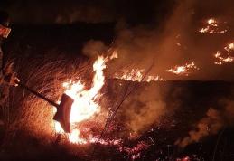 Incendiu puternic la Nicșeni! Focul ar fi fost pus intenționat