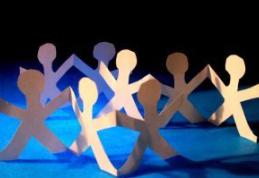 Riscul muncii la negru: Români, abandonați în deșert