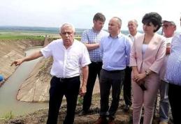 Lucian Trufin: „Țara arde sub soare, iar pe timp de secetă ministrul agriculturii propune analize și statistici”