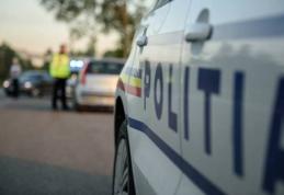 Trei infracțiuni dintr-un foc. A condus cu viteză, fără permis și a prezentat documente false