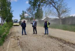 CJ Botoșani demarează lucrările de reparații pe drumurile județene programate pentru anul 2020 - FOTO