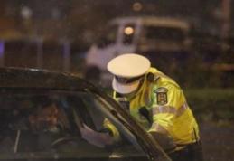 Droguri găsite în maşina unui tânăr oprit pentru verificarea declaraţiei pe propria răspundere