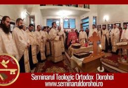 Seminarul Teologic Dorohoi anunță programul liturgic săptămânal care va fi transmis online