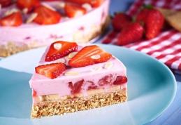 Prăjitură fără coacere cu căpșuni