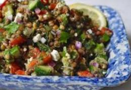 Salată de linte cu feta