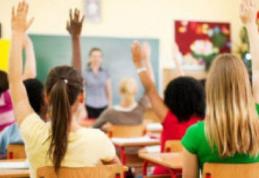 Peste jumătate dintre elevii claselor terminale au confirmat prezența la activitățile de pregătire din școli