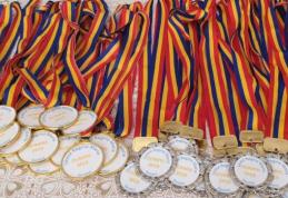 Liceul „REGINA MARIA” Dorohoi - ABSOLVIRE PROMOȚIA 2016-2020 - Vă felicităm!