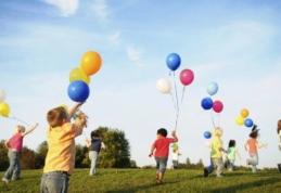 Mihaela Huncă, deputat PRO România: „La Mulți Ani, dragi copii!”