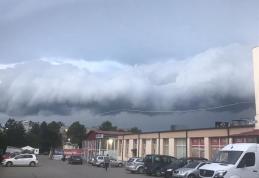 Avertizare meteo! Cod Portocaliu de ploi torențiale, grindină și vânt puternic