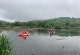 Administratorul unui iaz, posibil înecat, căutat de pompierii din Dorohoi