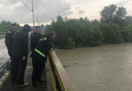 Viitura de pe Prut, formată în Ucraina, a ajuns în România! Cota de pericol a fost depășită cu 2 m