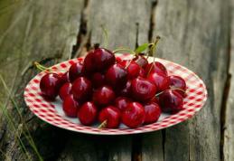 Ce se întâmplă în corpul nostru după ce mâncăm cireșe