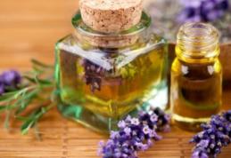 Uleiul de lavandă, un elixir pentru trup şi suflet. De ce este bine să-l ai în casă