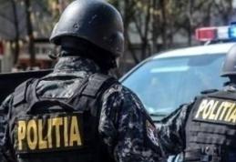 Peste 700 de pachete de țigări de contrabandă confiscate în urma unor percheziții domiciliare