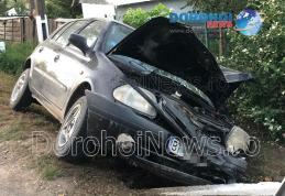 Accident la Cobâla! A ieșit la plimbare beat, fără permis și cu copilul de doi ani în mașină - FOTO