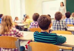 Anul școlar începe cu ore mai puține! Anunț de la Ministrul Educației
