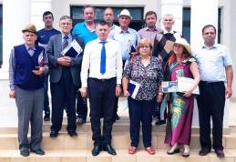 Consilieri locali Ibăneșteni, premiaţi cu diplome la ultima şedinţă