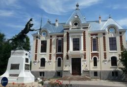 Primăria Dorohoi: Anunţ de participare la licitaţie pentru ÎNCHIRIERI spații/terenuri (domeniul PRIVAT)