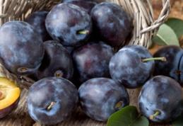 Prunele au proprietăți diuretice și previn cancerul de colon