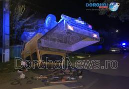 Accident mortal la Dumbrăvița! O autoutilitară a intrat frontal într-o căruță apoi s-a răsturnat - FOTO