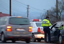 Șofer BĂUT la volan, în ZIG-ZAG pe șosea