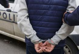 Tânăr reținut pentru furt. A sustras bunuri dintr-o locuință din Darabani