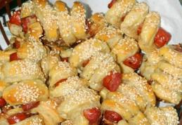 Cârnăciori în foietaj