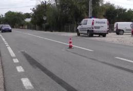 O femeie de 84 de ani a ajuns la spital după ce a traversat prin loc nepermis și a fost lovită de o mașină