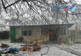 Tragedie la Vârfu Câmpului! Bătrână decedată în incendiul care i-a cuprins casa - FOTO