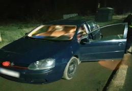 Tânăr aflat în carantină, descoperit în trafic la volanul unui autoturism, fără permis de conducere